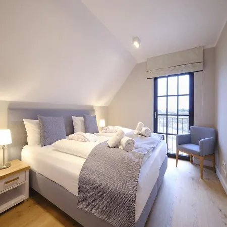 Reetland Am - Luxusplus Reetdachvilla Mit 4 Schlafzimmern, Sauna Und Kamin G14 Casa de Férias Dranske