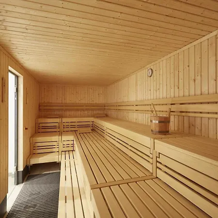 Reetland Am - Luxusplus Reetdachvilla Mit 4 Schlafzimmern, Sauna Und Kamin G14 Dranske