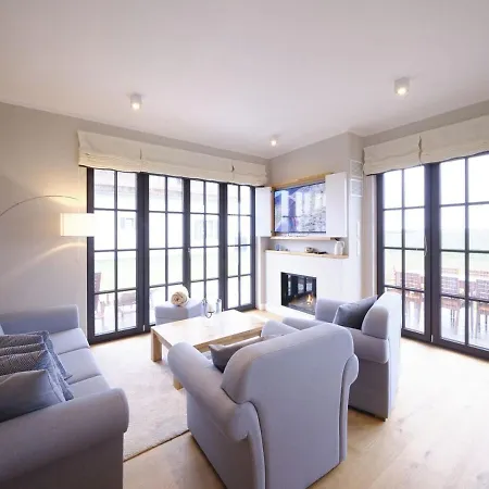 Reetland Am - Luxusplus Reetdachvilla Mit 4 Schlafzimmern, Sauna Und Kamin G14 Dranske