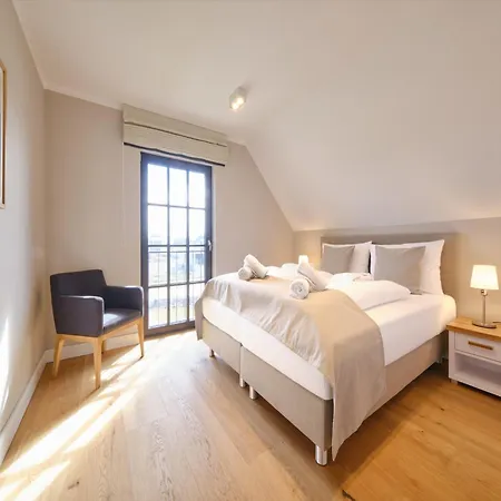 Casa de Férias Reetland Am - Luxusplus Reetdachvilla Mit 4 Schlafzimmern, Sauna Und Kamin G14 *