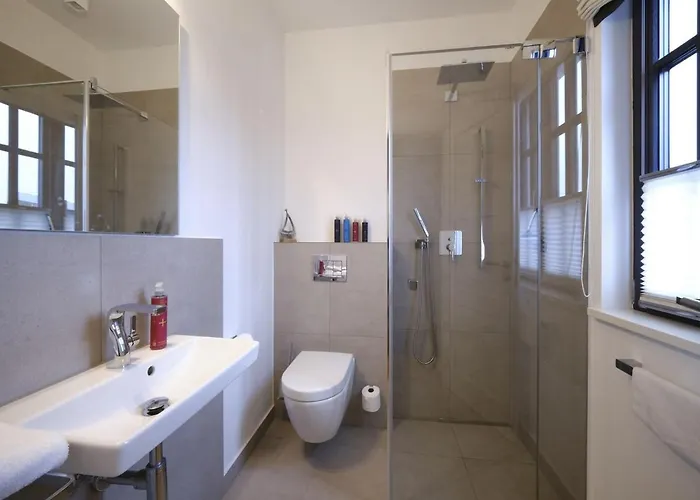 Reetland Am - Luxusplus Reetdachvilla Mit 4 Schlafzimmern, Sauna Und Kamin G14 Дранске