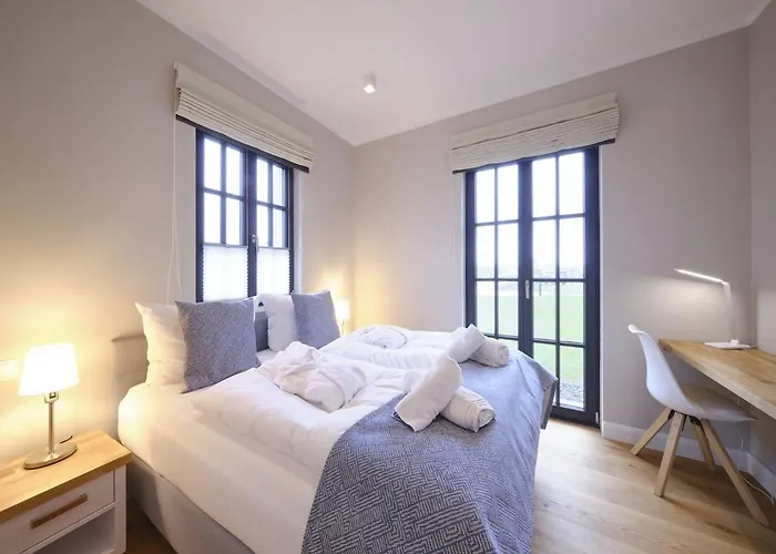 Reetland Am - Luxusplus Reetdachvilla Mit 4 Schlafzimmern, Sauna Und Kamin G14 Вилла