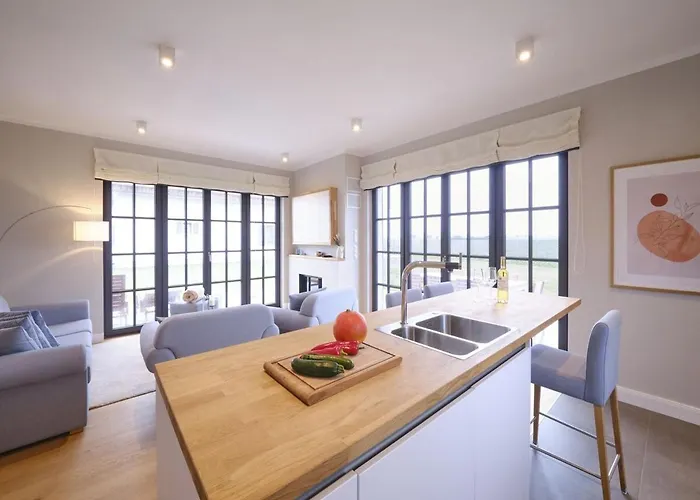 Reetland Am - Luxusplus Reetdachvilla Mit 4 Schlafzimmern, Sauna Und Kamin G14 Вилла Дранске